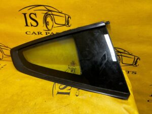 SZYBA KAROSERYJNA BŁOTNIKA TYŁ PRAWY PRAWA FORD MUSTANG VI 2016R