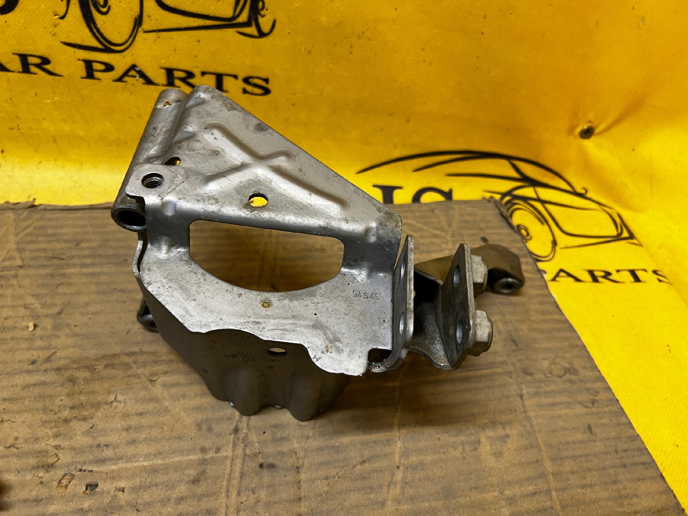 OSŁONA PODUSZKI SILNIKA LEWA AUDI A8 D4 4H