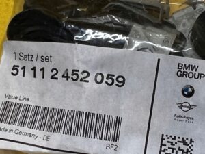 ZESTAW MONTAŻOWY ZDERZAKA PRZÓD PRZEDNIEGO BMW 5 F07 NOWY OEM