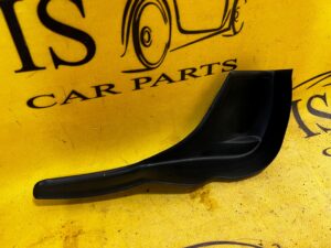 OSŁONA NAROŻNIK PODSZYBIA PRAWY RENAULT MEGANE IV HB