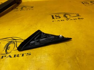 TRÓJKĄT ZAŚLEPKA BŁOTNIKA DRZWI SŁUPKA A PRZÓD PRAWY FORD FUSION LIFT USA