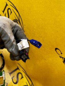 KAMERA PASA RUCHU SZYBY PRZÓD CZOŁOWEJ AUTOPILOT TESLA MODEL 3 PRZEDLIFT