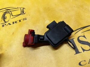 ROZDZIELACZ PRĄDU KLEMA PLUS DODATNIA BMW F07 F10 F11