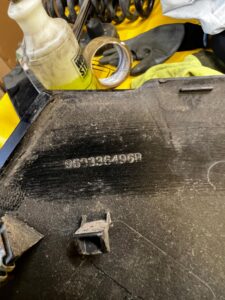 TRÓJKĄT ZAŚLEPKA BŁOTNIKA TYŁ LEWA LEWY RENAULT MEGANE IV KOMBI