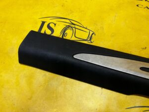 LISTWA PROGOWA NAKŁADKA PROGU PRAWA CITROEN DS3