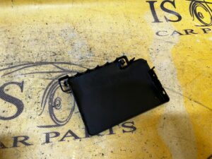 POKRYWA SKRZYNKI OSŁONA BEZPIECZNIKÓW SKODA SCALA VW AUDI