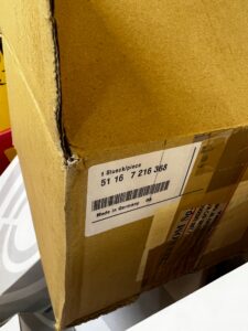 RAMKA OBUDOWA LUSTERKA PRAWA BMW F10 51167216368