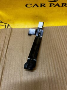 WSPORNIK MOCOWANI ZDERZAKA LEWY TYŁ FORD KUGA MK3