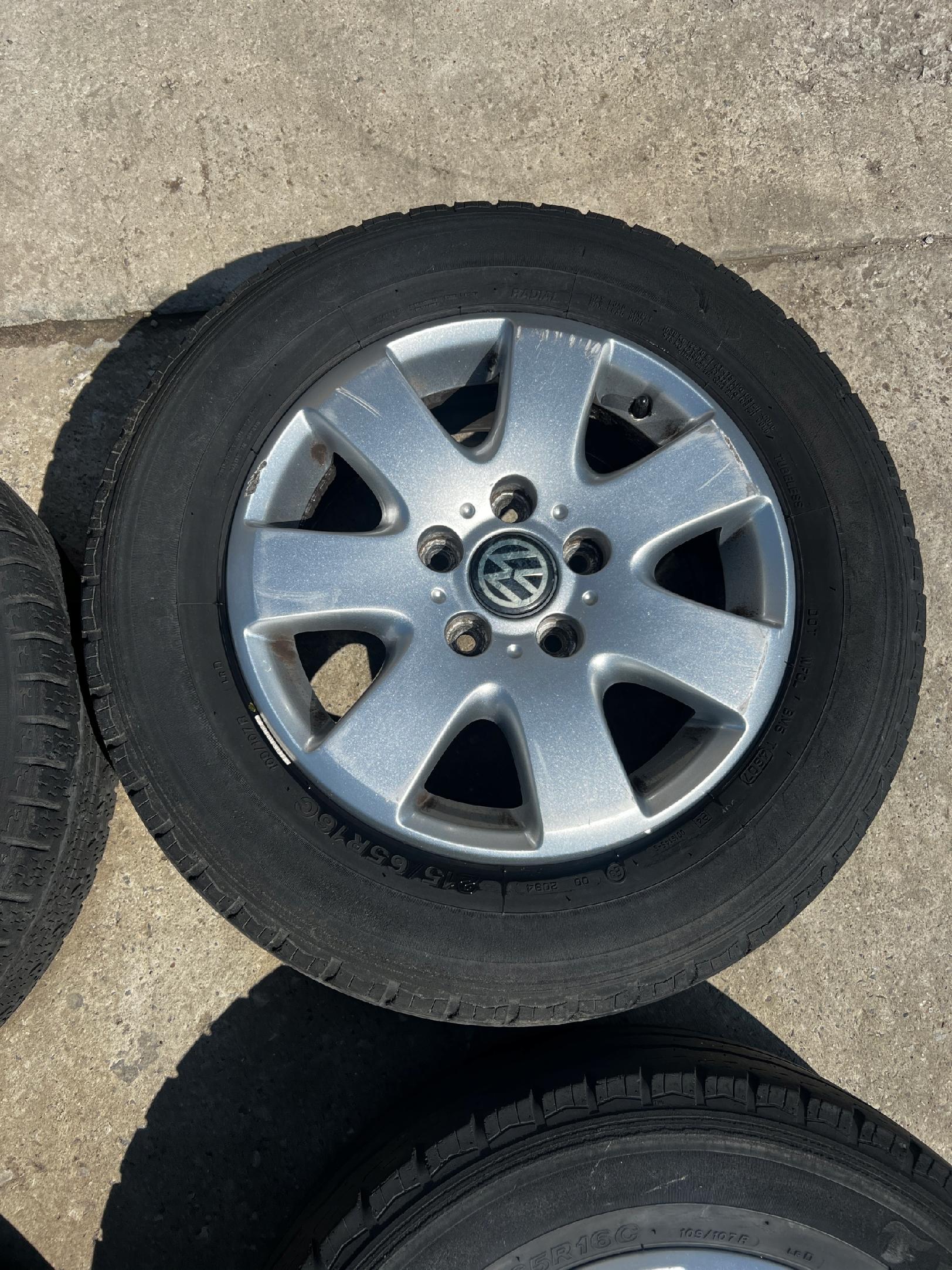 KOŁA FELGI OPONY ZIMOWE VW T5 215/65 R16C