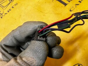 LUSTERKO ZEWNĘTRZNE LEWE 8+4 12 PIN CHEVROLET CORVETTE C5 97-04