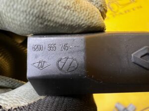 OSŁONA UCHWYT ŚRUBY KOŁA RENAULT DACIA