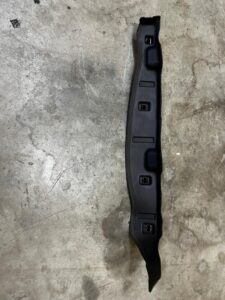 OSŁONA WYGŁUSZENIE BŁOTNIKA PRZÓD PRAWY PRAWA BMW 5 G30 G31 M5 F90