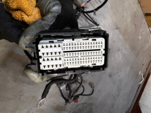 WIĄZKA INSTALACJA KOMORY SILNIKA FORD FUSION LIFT USA 2.0 ECOBOOST 2017R