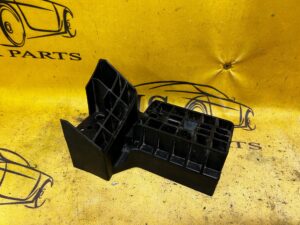 UCHWYT WSPORNIK ŚLIZG ZDERZAKA PRZÓD LEWY FORD RANGER MK5 V WILDTRAK