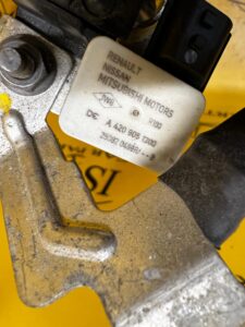 KLEMA MINUSOWA BEZPIECZNIK DACIA SANDERO III 3 1.0 SCE