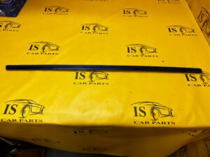 LISTWA DOLNA DRZWI PRZÓD LEWY BMW 7 E38 LIFT BIARRITZ BLUE