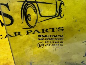 SZYBA BOCZNA ZIELONA DRZWI PRZÓD PRAWA PRAWY DACIA LODGY LIFT 2021R