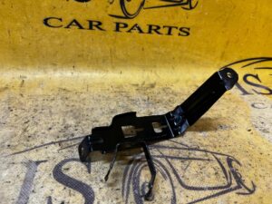 UCHWYT WSPORNIK MOCOWANIE PORSCHE CAYENNE II 7P5