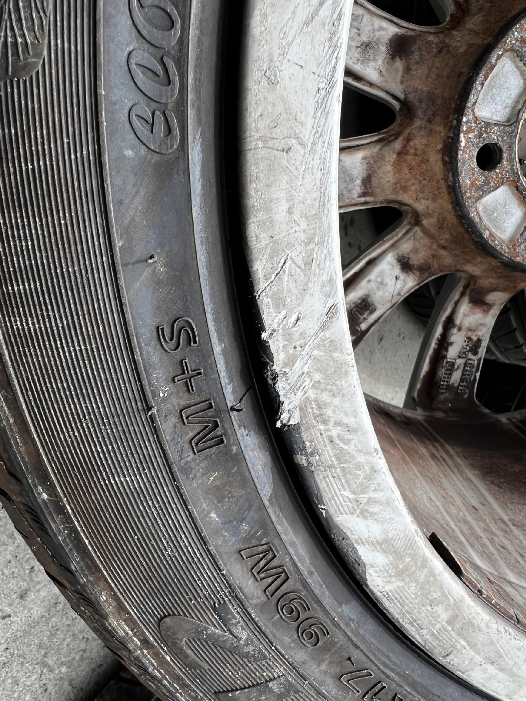 KOŁA FELGI OPONY LETNIE AUDI A4 B8 245/45 R17