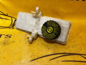 ZBIORNIK PŁYNU HAMULCOWEGO CITROEN C4 PICASSO II