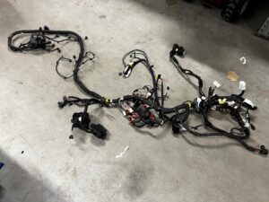 WIĄZKA INSTALACJA OKABLOWANIE SILNIKA RENAULT ESPACE VI EU