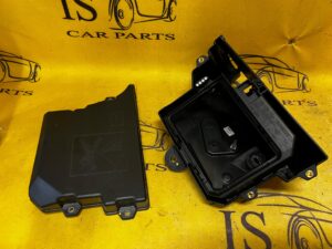 OBUDOWA SKRZYNKA BEZPIECZNIKÓW DACIA SANDERO III 2023R