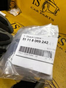 MOCOWANIE CZUJNIKA PARKOWANIA PRAWE ZDERZAK PRZÓD M-PAKIET BMW X5 G05 NOWE