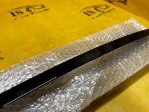 PROWADNICA SZYBY DRZWI TYŁ PRAWY PRAWA POŁYSK BMW 5 G30 M5 F90 NOWA OEM