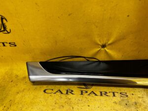 LISTWA DEKOR DRZWI LEWY PRZÓD PORSCHE PANAMERA 970 I LIFT