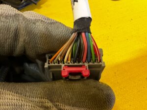 LUSTERKO LEWE 18 PIN KAMERA ASYSTENT CZARNE RANGE ROVER VELAR L560