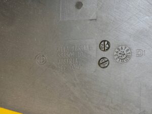 OSŁONA OBUDOWA WIĄZKI KABLI INSTALACJI BMW F01