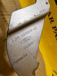 PRAWY WSPORNIK MOCOWANIE BLACHA FORD KUGA MK3