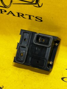 MOCOWANIE WSPORNIK RADARU CZUJNIKA MARTWEGO POLA PRAWE PRAWY FORD KUGA MK3