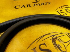 USZCZELKA KAROSERYJNA DRZWI JAGUAR XJ X351 KRÓTKI