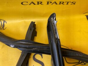 USZCZELKA DRZWI PRAWA PORSCHE 911 997 CABRIO