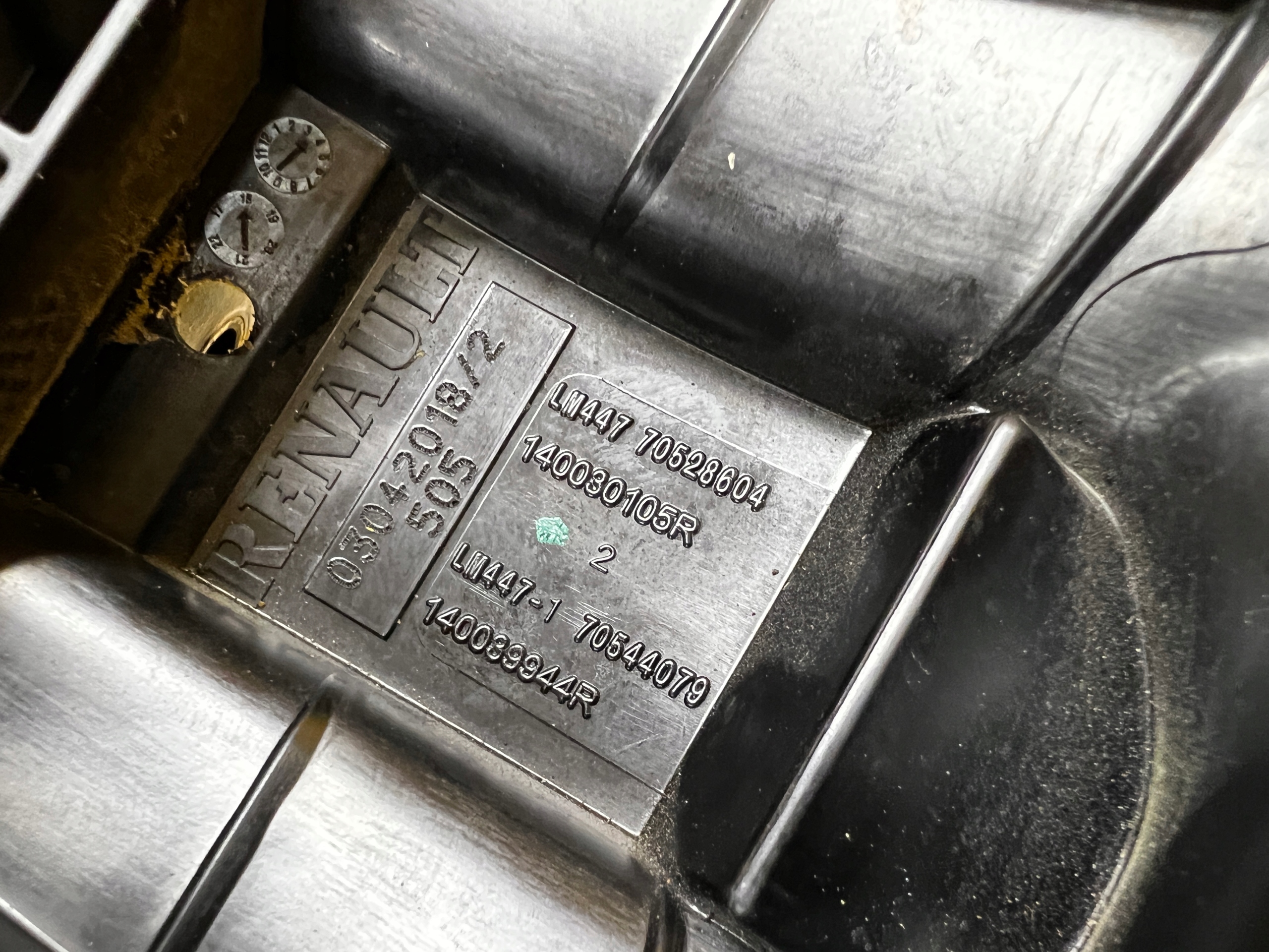 KOLEKTOR SSĄCY DOLOTOWY WTRYSKIWACZE WTRYSKI MAP SENSOR RENAULT 0.9 TCE