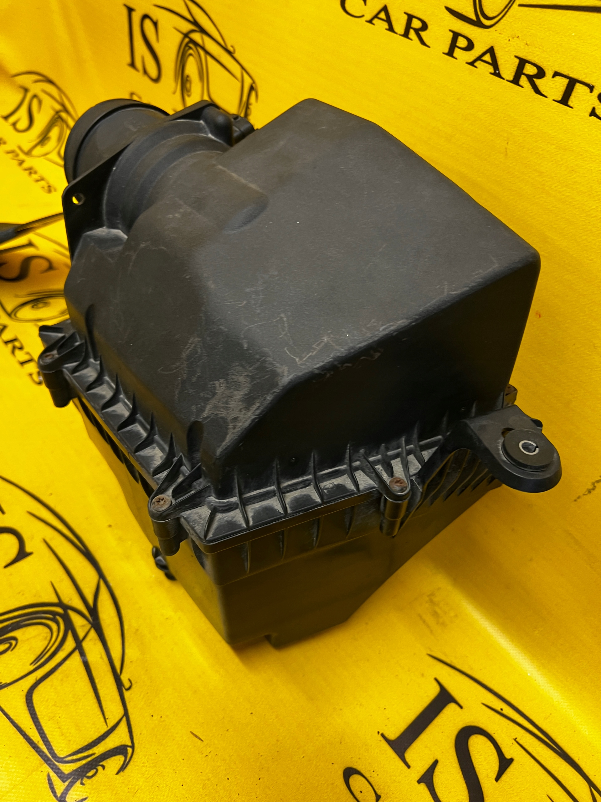 OBUDOWA FILTRA POWIETRZA RANGE ROVER VELAR L560 2.0D