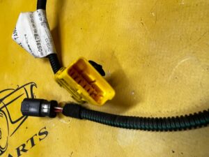 WIĄZKA INSTALACJA ZBIORNICZKA ZBIORNICZKA SPRYSKIWACZY PEUGEOT 308 II T9