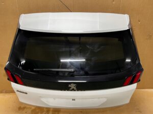 KLAPA TYLNA TYŁ KOMPLETNA PEUGEOT 3008 II P84 KWE