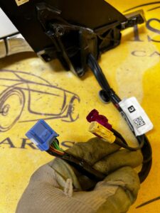 LEWE LUSTERKO KOMPLETNE CHROM BIAŁA PERŁA TESLA MODEL 3 13 + 2 PIN