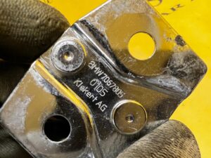 4 X RYGIEL ZAMKA DRZWI PRZÓD TYŁ BMW 3 E90 5 E60 X3 E83