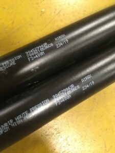 KOMPLET SIŁOWNIKI KLAPY BAGAŻNIKA DACIA SANDERO II