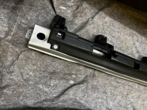 BELKA TYŁ ABSORBER ŚLIZG ZDERZAKA TYLNEGO TYLNE DACIA SANDERO III 3 2021