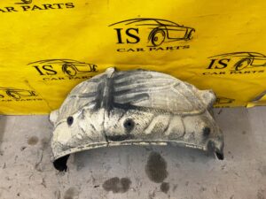 KOMPLETNE NADKOLE TYLNE LEWE BMW 1 F40