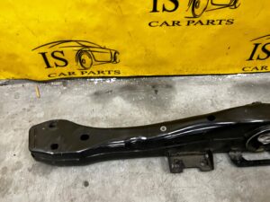 BELKA WSPORNIK SKRZYNI BIEGÓW VOLKSWAGEN TOUAREG 7P