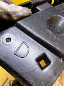 ŚLIZG MOCOWANIE ZDERZAKA TYŁ PRAWY PRAWE PEUGEOT 508 I LIFT SW KOMBI RXH