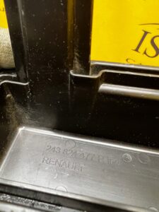 OBUDOWA SKRZYNKI BEZPIECZNIKÓW RENAULT ZOE I Z.E.