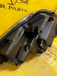 LAMPA PRAWA SOCZEWKA FORD KUGA MK3 ESCAPE MK4 1.5 USA