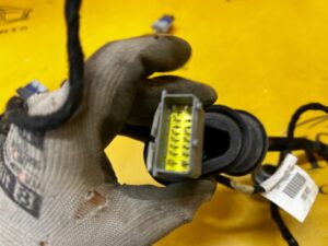 WIĄZKA INSTALACJA OKABLOWANIE DRZWI PEUGEOT 3008 II