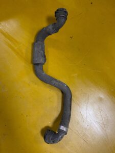 WĄŻ RURA PRZEWÓD WODY BMW X6M E71 X5 X70